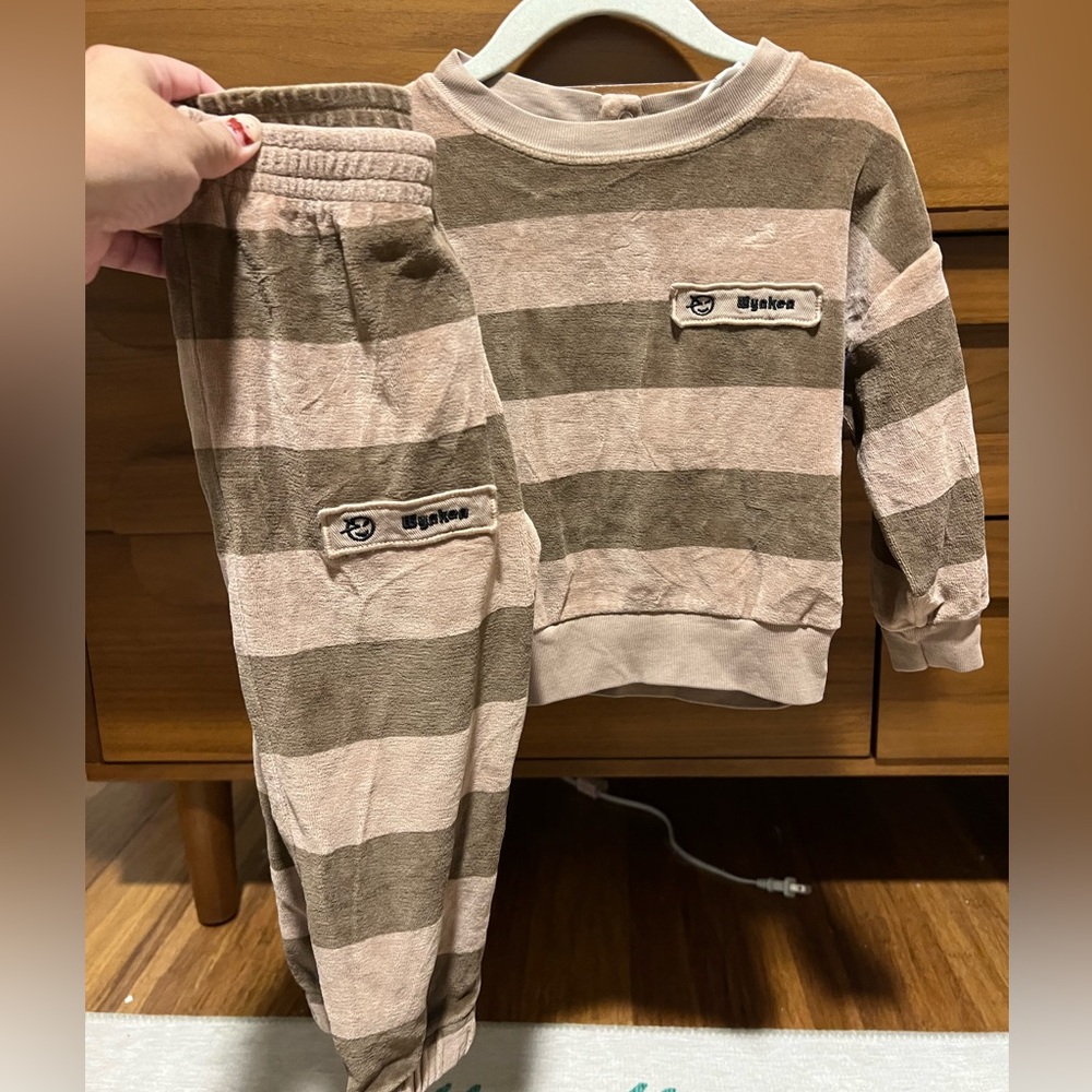 Wynken Striped Set